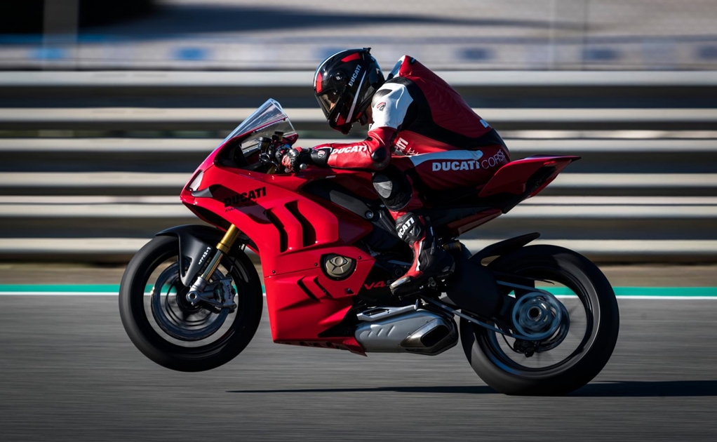 Ducati Panigale V4 ปรับปรุงอุปกรณ์อิเล็กทรอนิกส์ใหม่ คล่องตัวทุกสถานการณ์