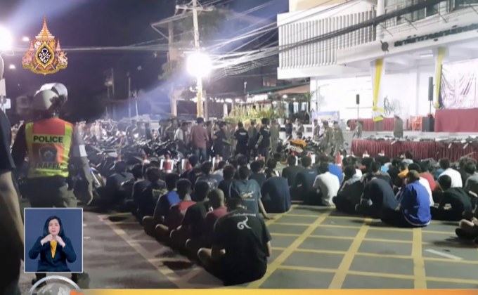 กวดขันจับกุมกลุ่มแข่งรถจักรยานยนต์ซิ่ง