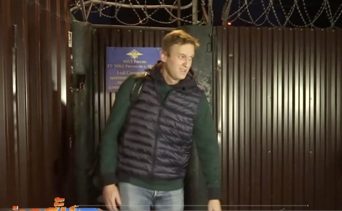 แกนนำฝ่ายค้านรัสเซียได้รับการปล่อยตัวแล้วหลังถูกขัง 20 วัน