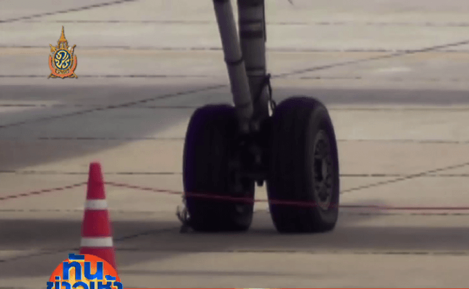 เครื่องบินนกแอร์ลำปาง ล้อฉีก ซ่อมนาน 5 ชม.