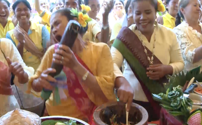 เมืองช้างจัดแข่งขันส้มตำลีลา