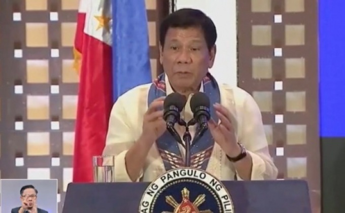 ปธน.ฟิลิปปินส์จะใช้กฎอัยการศึกสู้ปัญหายาเสพติด