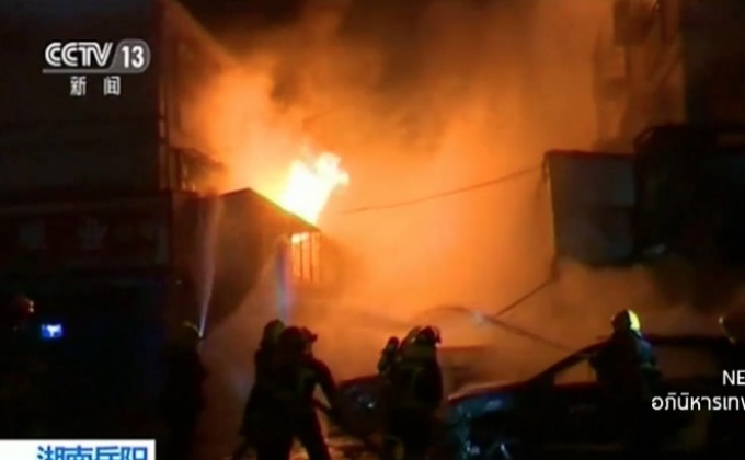 ไฟไหม้โกดังเก็บดอกไม้ไฟในจีน