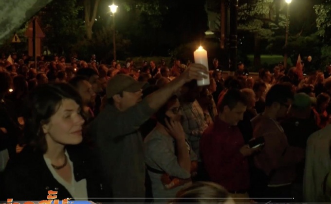 ชาวโปแลนด์ต่อต้านกฎหมายปฏิรูประบบยุติธรรม