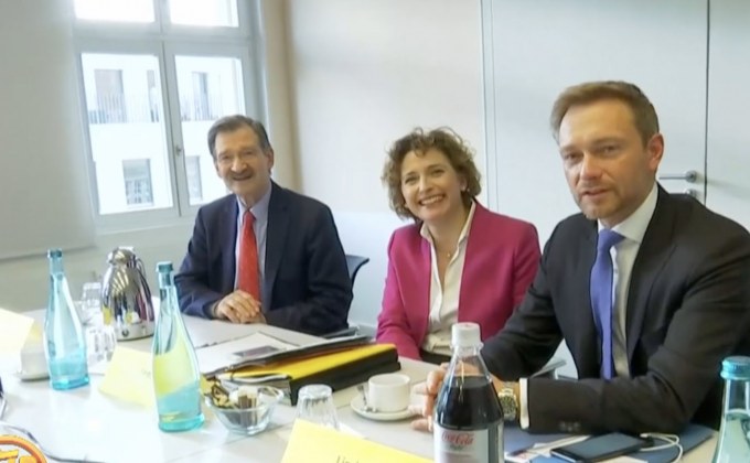 พรรค FDP เยอรมนี ยันไม่เจรจาร่วมรัฐบาลอีกรอบ