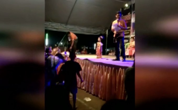 เก็บตกลอยกระทง หนูน้อยเมืองคอนโชว์สเต็ปแดนซ์