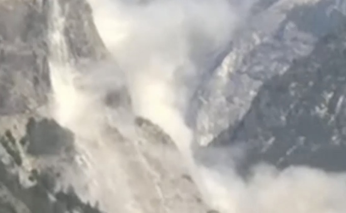 หน้าผาหินในสหรัฐฯ ถล่ม 2 ครั้งใน 2 วัน