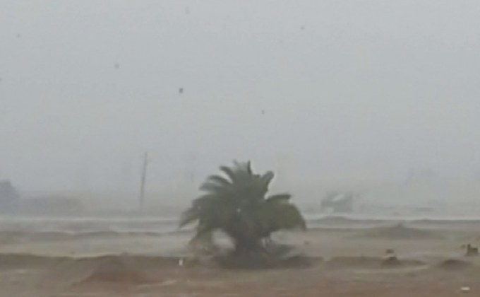 อินเดียเร่งอพยพ 8 แสนรายหนี “ไซโคลนฟานิ”