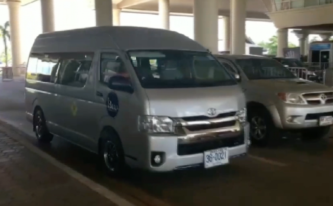 ตร.เตรียมดำเนินคดีสีกา-ลูกศิษย์ พา “อดีตพระพรหมเมธี” หนี