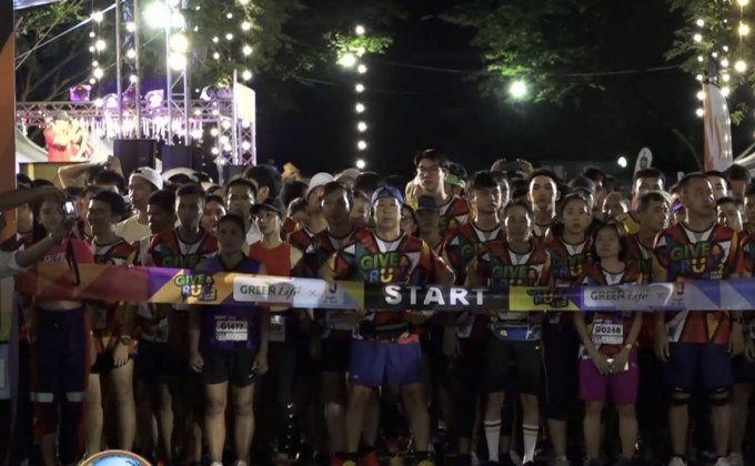 เหล่าน่องเหล็กแห่ร่วมงาน “Give and Run Fun 2 Share 2019”