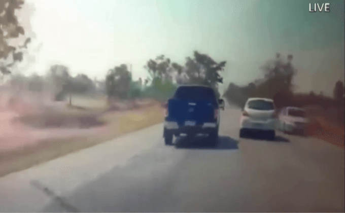 ชี้แจงคลิปขับรถแข่งกันและเบียดตกข้างทาง