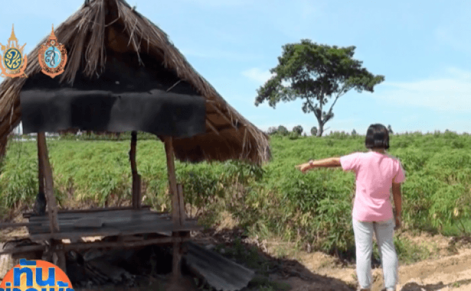 ตร.นำตัว ด.ญ.วัย 14 ปี ชี้จุดเกิดเหตุถูกพ่อเลี้ยงข่มขืน