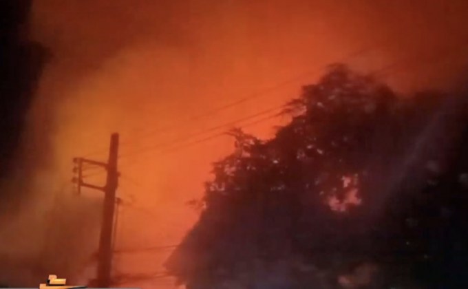 ไฟไหม้ชุมชนวัดกัลยาณ์เสียหาย 3 หลัง