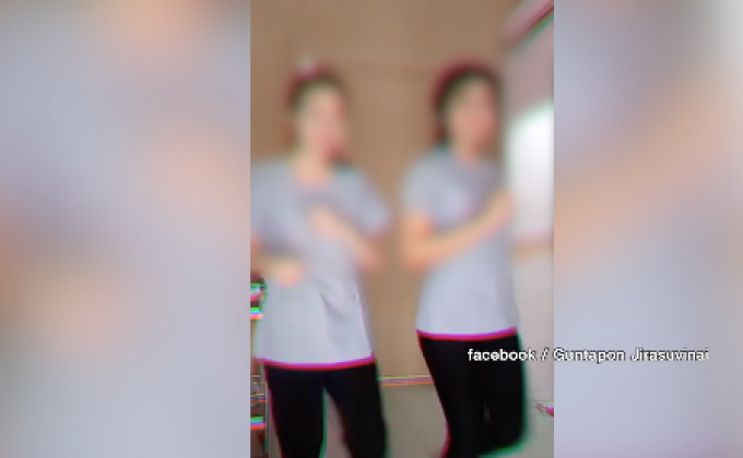 ไล่ออกเจ้าหน้าที่สาวถ่ายคลิปล้อคนชรานอนป่วยติดเตียง