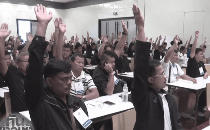 พล.อ.ประวิตร นั่งนายกสมาคมว่ายน้ำคนใหม่