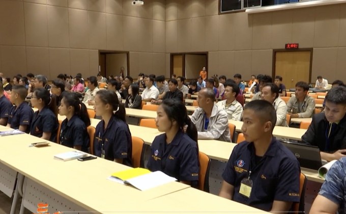 กฟน.อบรมงานติดตั้งป้ายใกล้แนวสายไฟ