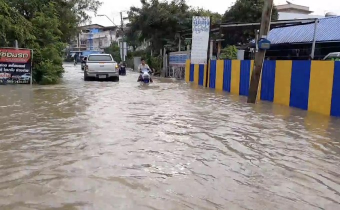 คืบหน้าสถานการณ์น้ำท่วม จ.เพชรบุรี