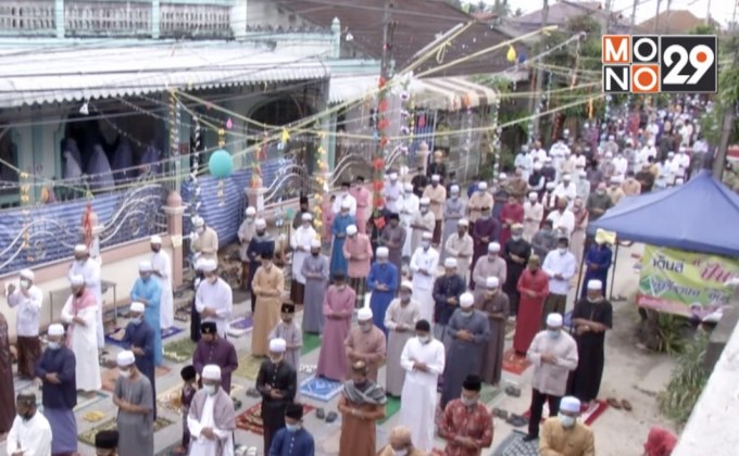 ชาวมุสลิมประกอบศาสนกิจท่ามกลางมาตรการป้องกันโควิด-19