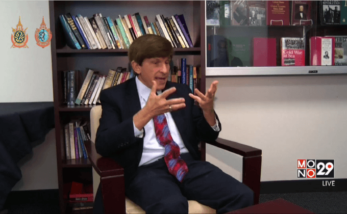 นักประวัติศาสตร์ ระบุ “ทรัมป์” พ่ายดีเบตรอบแรก