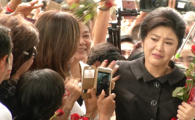 รัฐบาล-คสช.ปัดสกัดกองเชียร์ “ยิ่งลักษณ์”