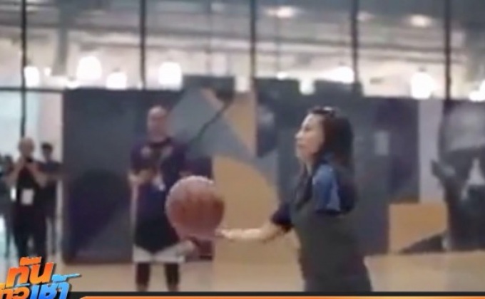 เธอผู้ไม่แพ้ สาวปินส์แขนเดียวชู้ตบาสฯ ลงห่วง