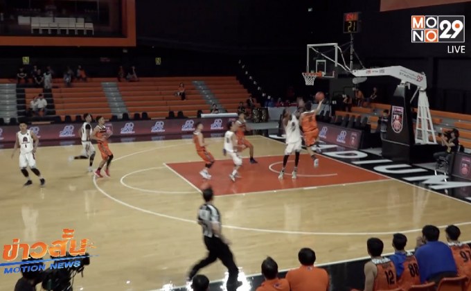 “เดกัวร่า” รัวชู๊ต 40 แต้มเอาชนะ “ทีเร็กซ์” 103-58