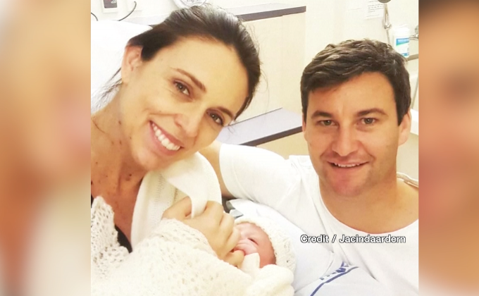 นายกฯ หญิงนิวซีแลนด์ให้กำเนิดบุตรสาว