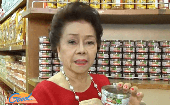 มอบแจ่วบองให้นักเตะทีมชาติไทย ชิงแชมป์เอเชีย