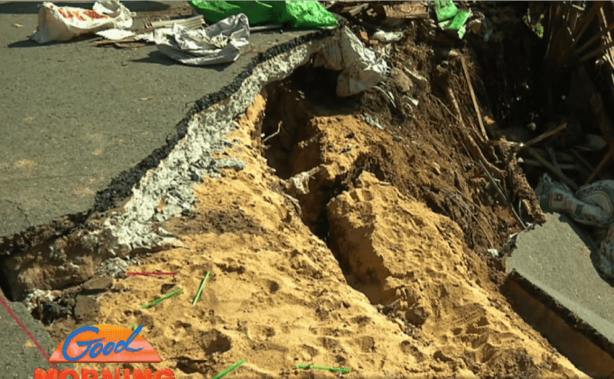 ชาวบ้านสิงห์บุรีเครียดหนัก ตลิ่งแม่น้ำน้อยทรุด