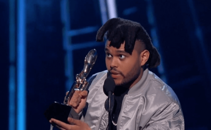 The Weeknd กวาด 8 รางวัลจาก Billboard Music Awards