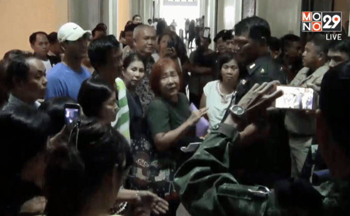 ผู้ค้าตลาดไนท์บาร์ซ่าเชียงใหม่ ร้องถูกลดขนาดแผง