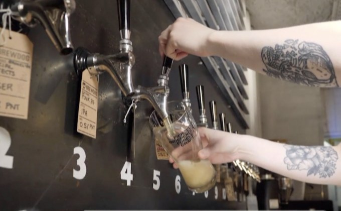 บาร์คราฟต์เบียร์ไร้แอลกอฮอล์ที่แรกในโลก