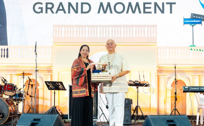 ททท. ร่วมกับซินแสเป็นหนึ่ง เปิดตัวโครงการ “สุขทันทีที่เดินทาง Grand MooMent Journey ร่วมรับความมั่งมีกลับบ้าน” ตะลุย 4 เส้นทาง 4 จังหวัด เปิดเคล็ดลับสายมู ไหว้ยังไงให้ปังตลอดปี กระตุ้นการท่องเที่ยวภาคกลาง พร้อมแจกของที่ระลึกสุดเอ็กซ์คลูซีพ