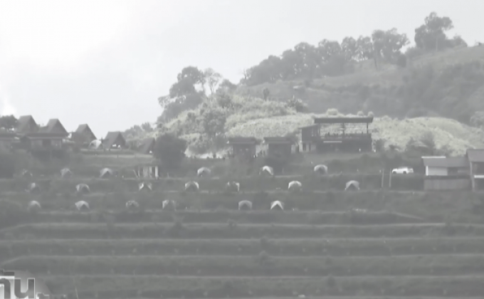 ชาวแม่ริมเตรียมลานกางเต้นท์ ต้อนรับนักท่องเที่ยว