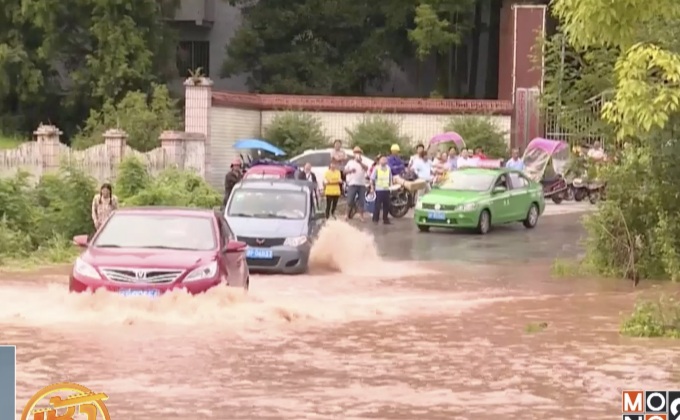 จีนเผชิญฝนตกหนัก-พายุลูกเห็บ