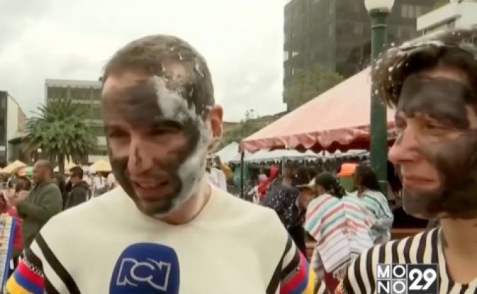 โคลอมเบียจัดพาเหรดคาร์นิวัลขาว-ดำ