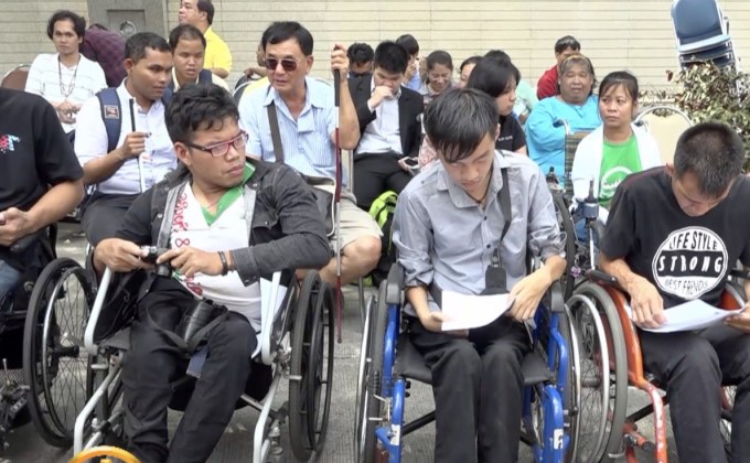 ​ผู้พิการกับสิทธิขั้นพื้นฐานขนส่งสาธารณะ