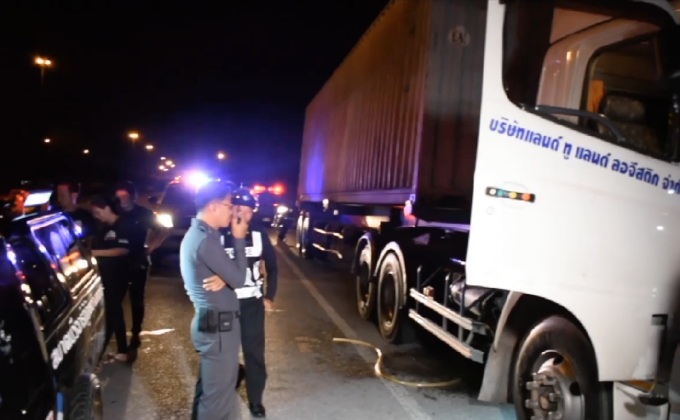 ปล้นน้ำมันรถบรรทุก จ.อ่างทอง