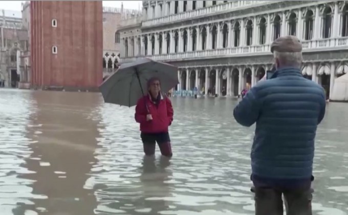 อิตาลีเตรียมรื้อฟื้นโครงการป้องน้ำท่วมเวนิส