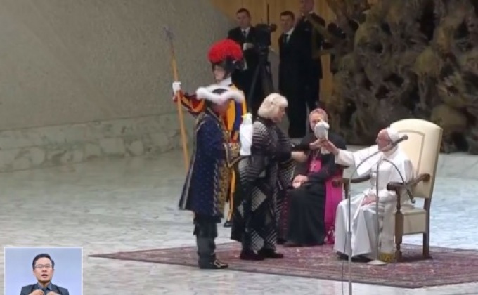 คณะละครสัตว์ถวายการแสดงต่อโป๊ปฟรานซิส