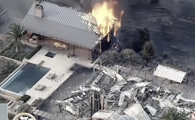 รัฐบาลสหรัฐฯ รับปากช่วยเหตุไฟป่าแคลิฟอร์เนีย