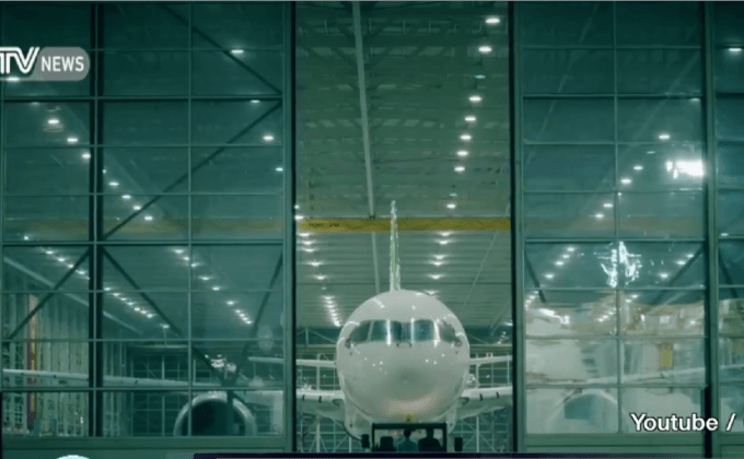 จีนเผยโฉมเครื่องบินผลิตเองลำแรก