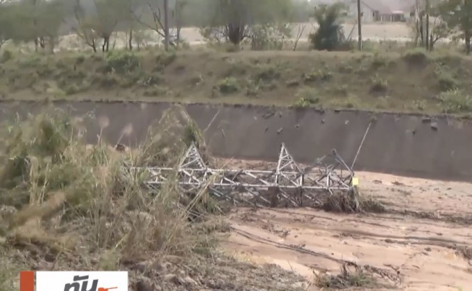 จุดทิ้งดินใกล้เหมืองแม่เมาะ พังถล่ม