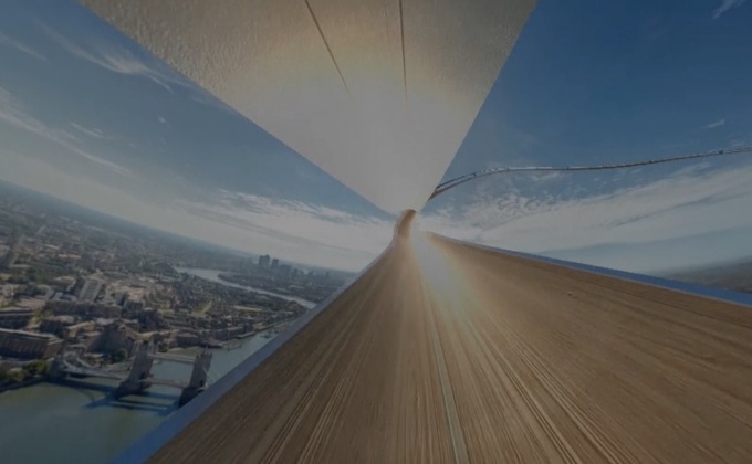 VR พาชมวิวตื่นเต้น “ดิ่งลงจากตึกสูง”