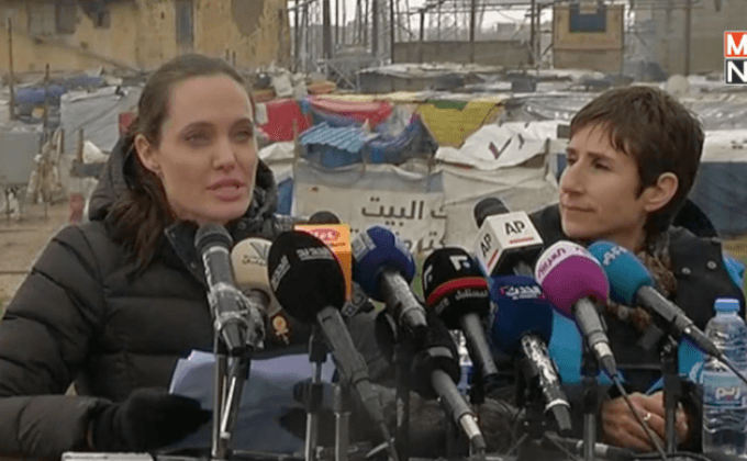 “แองเจลิน่า โจลี่” เยือนค่ายผู้ลี้ภัยในเลบานอน