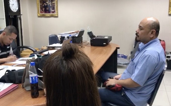 คนขับรถตู้ชน จยย.ลากขึ้นทางด่วน