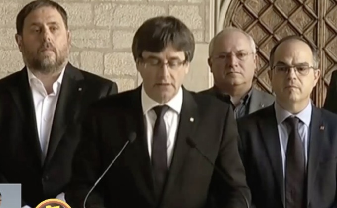 ตำรวจสเปนบุกค้นสำนักงานท้องถิ่นกาตาลุญญา