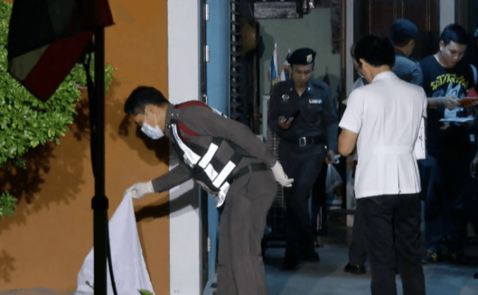 เจ้าของบ้านยิงขโมยเสียชีวิตภายในบ้านพัก