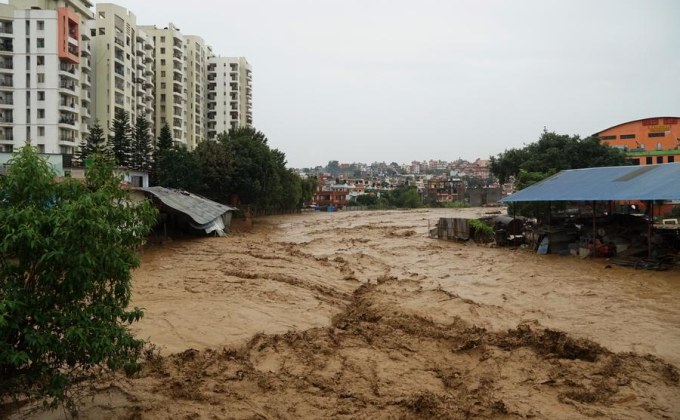 เนปาล ฝนตกไม่หยุด น้ำท่วม-ดินถล่ม เสียชีวิตแล้ว 66 สูญหาย 69