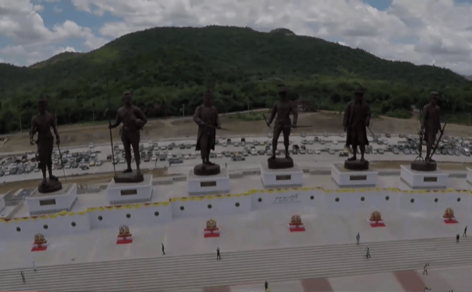 ราชภักดิ์จัดสวดมนต์ข้ามปีครั้งแรก